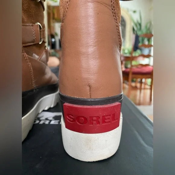 Women's Joan of Arctic Brown and white Winter Waterproof Boots - Picture 6 of 16